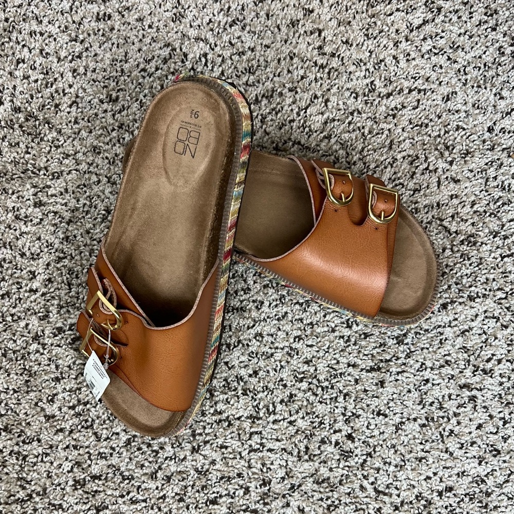 No Boundaries Brown Sandals Comfortable Stylish Footwear